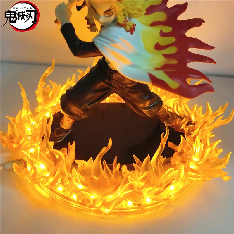 21cm Demon Slayer Figure | Rengoku Kyojuro with LED Fire Effects. Ideal for fans of Kimetsu no Yaiba, this figure adds a spectacular touch to any collection or play space. 