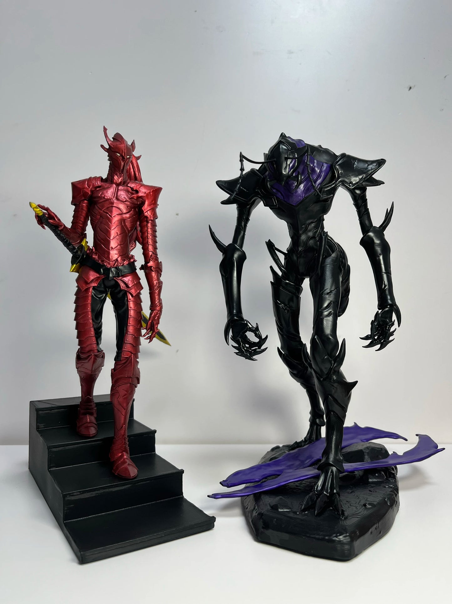 25cm Figurine Solo Leveling, édition limitée à 10 exemplaires | Modèle détaillé en résine solide d'Igris, le chevalier rouge inspiré de l'anime Solo Leveling. Idéal pour les collectionneurs et les fans. Un ajout unique à toute collection