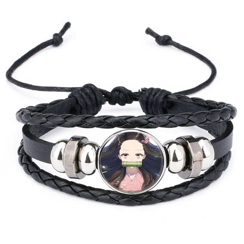 Bracelet Demon Slayer Kawaii | Bracelet mignon inspiré des personnages de Demon Slayer : Tanjirou, Nezuko, Giyuu, Zenitsu et Inosuke. Parfait pour les fans de l’anime, cet accessoire kawaii est idéal comme bijou ou cadeau unique