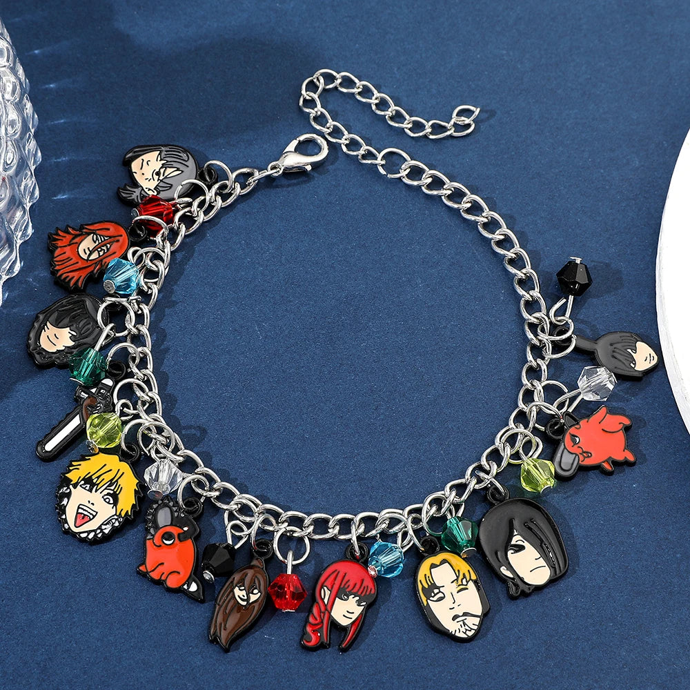 Bracelet Chainsaw Man | Bracelet à breloques avec pendentifs des personnages de Chainsaw Man. Parfait pour les fans de l'anime, cet accessoire stylé est un excellent cadeau pour hommes. Idéal pour compléter une tenue avec une touche d’anime