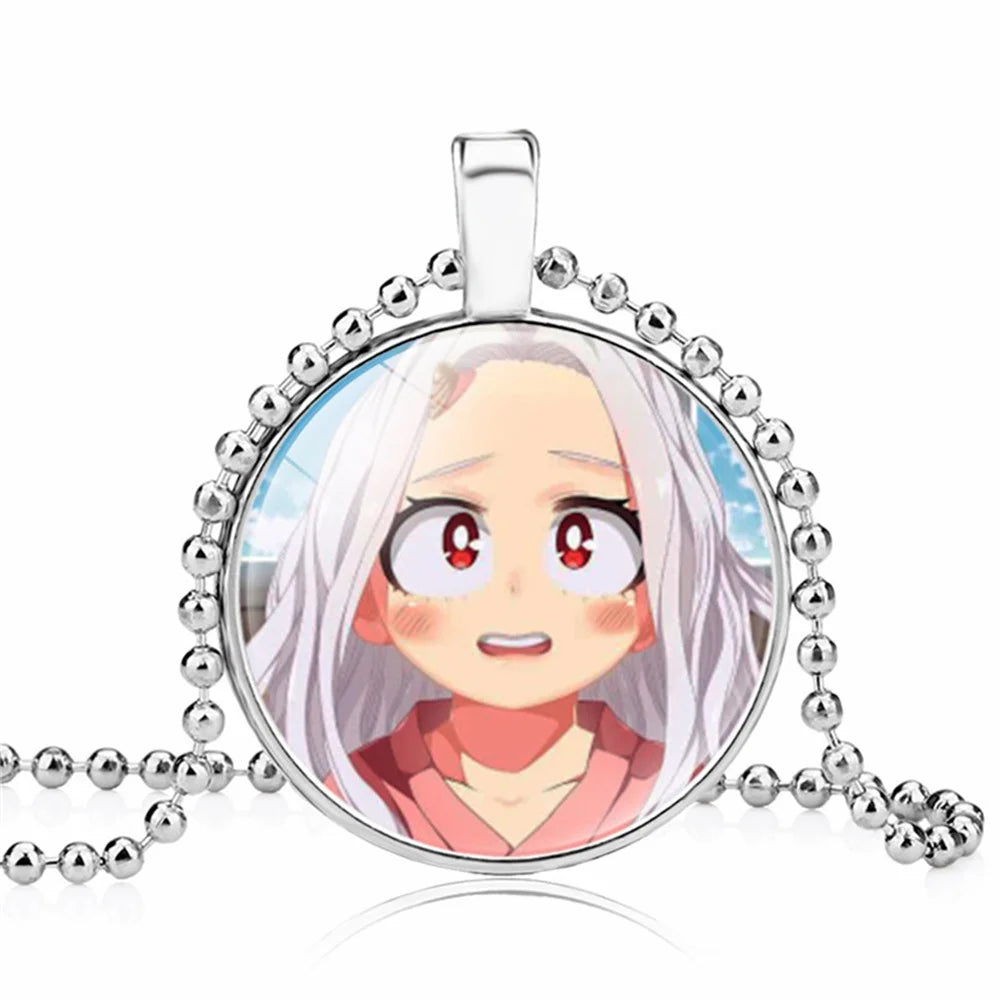 Collier My Hero Academia avec un pendentif rond stylé, inspiré de des personnages de My Hero Academia. Accessoire idéal pour compléter un look ou offrir en cadeau