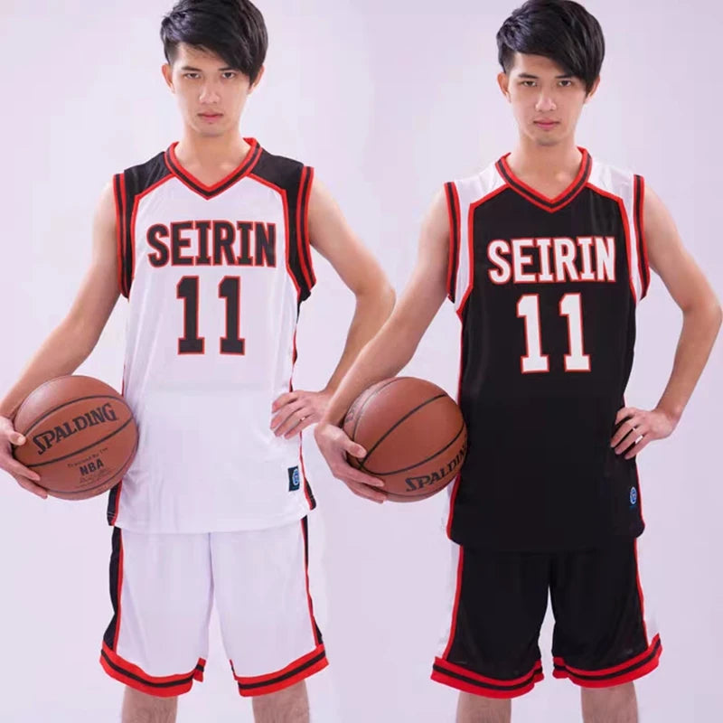 Ensemble Maillot et Short Kuroko no Basket Seirin | Uniforme de basket Seirin inspiré de l'équipe du duo iconique Kuroko Tetsuya (#11) et Kagami Taiga (#10). Ensemble comprenant un t-shirt et un short. Idéal pour le cosplay ou le sport