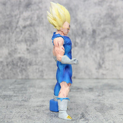 Figura Dragon Ball 20cm | Majin Vegeta Super Saiyajin. ¡Agrega esta pieza icónica a tu colección o regálala a un entusiasta de Dragon Ball! 