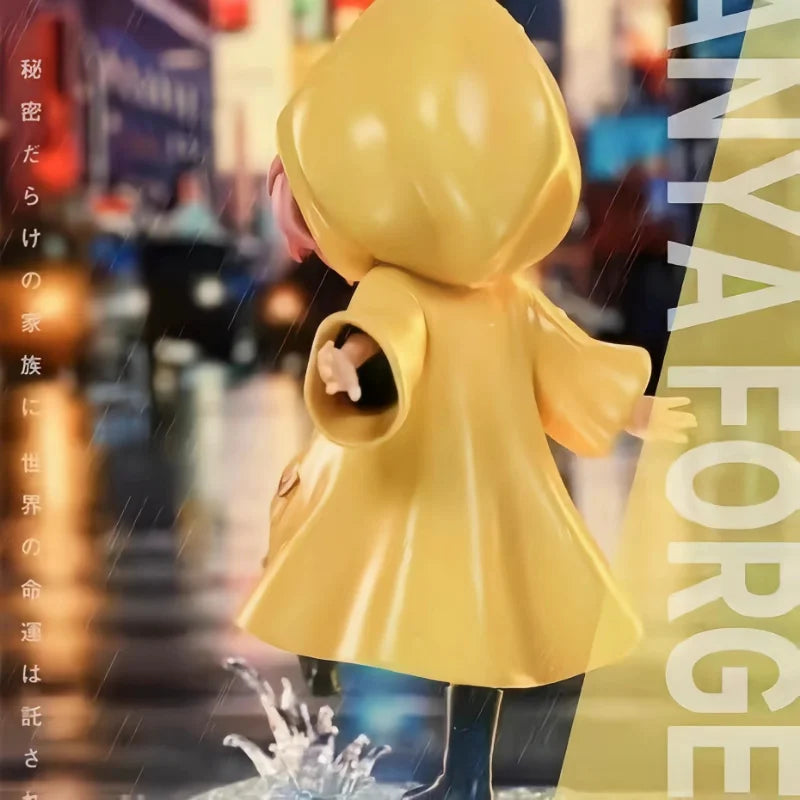 13cm Figurine SPY×FAMILY | Figurine représentant Anya Forger en tenue de pluie, dans un style kawaii. Idéale pour les fans de SPY×FAMILY, cette figurine mignonne est parfaite pour les collectionneurs, les enfants, ou comme cadeau original