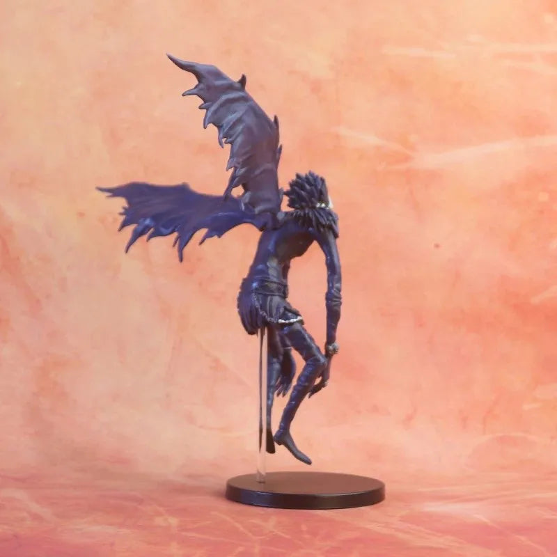 24cm Figurine Death Note | Figurine en PVC représentant Ryuk et Rem dans une pose dynamique. Parfaite pour la collection, avec un excellent niveau de détail, idéale comme décoration ou cadeau pour les fans de Death Note