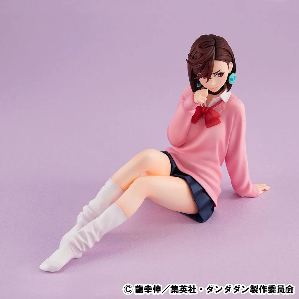 9cm Figurine officielle Megahouse G.E.M. DAN DA DAN | Figurine Q Version représentant Ayase Momo. Un modèle en PVC parfait pour les collectionneurs et fans de l'anime