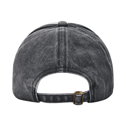 Casquette polyvalente inspirée de Sakamoto Days, idéale pour hommes et femmes. Style discret avec une touche anime, parfaite pour la randonnée, les sorties ou un look décontracté