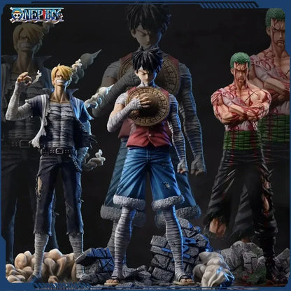 30cm Figurine One Piece | Figurine de Monkey D. Luffy, Roronoa Zoro et Vinsmoke Sanji en posture dynamique est parfaite pour les fans de One Piece. Idéale comme décoration ou comme cadeau pour les garçons passionnés d’anime !