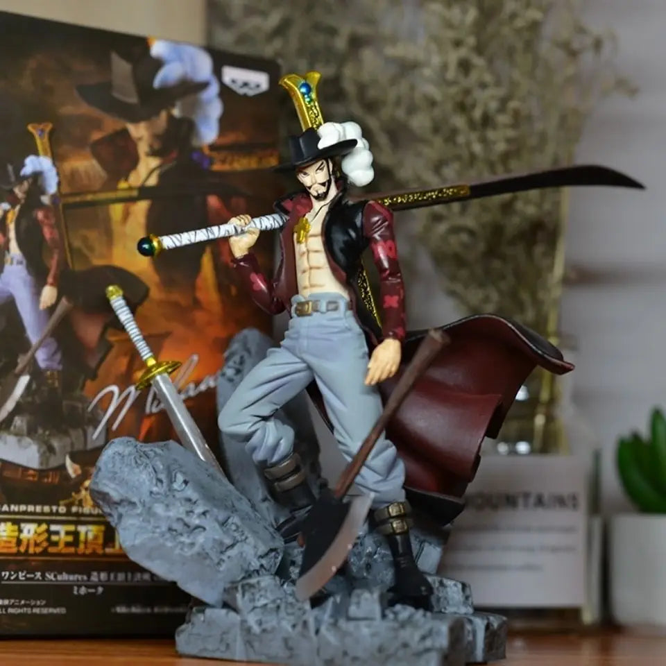 15cm Figurine One Piece | Dracule Mihawk de One Piece, membre de la Cross Guild, avec un support décoratif. Idéale pour les collectionneurs, parfait pour décorer un espace dédié à l'univers de One Piece