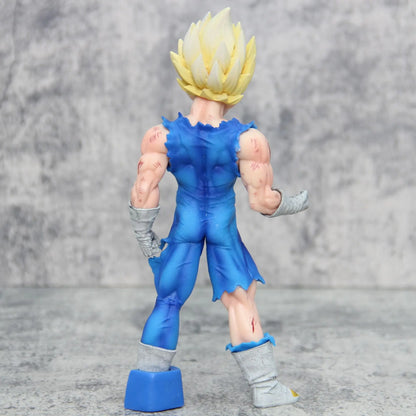 Figura Dragon Ball 20cm | Majin Vegeta Super Saiyajin. ¡Agrega esta pieza icónica a tu colección o regálala a un entusiasta de Dragon Ball! 