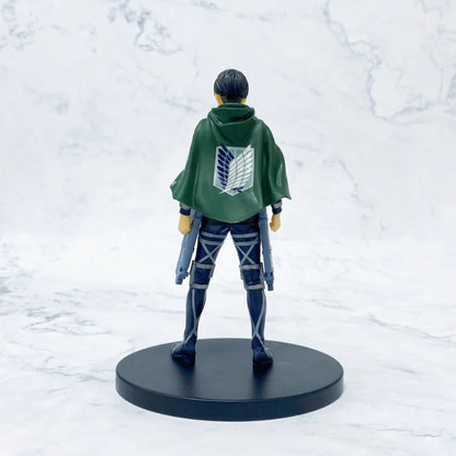 16cm Figurines Attack on Titan | Figurines de collection représentant Eren, Mikasa et Levi de Attack on Titan. Idéal pour les fans et les collectionneurs, ces modèles détaillés apportent l'univers de l'anime dans votre espace