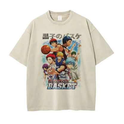 T-shirts vintage oversized avec design Kuroko Tetsuya et Aomine Daiki. Style streetwear inspiré du manga, parfait pour les fans. Disponible pour hommes