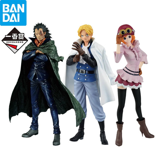 24cm Figurine One Piece | Koala, Sabo & Monkey D. Dragon. Produit officiel Bandai Ichiban, idéal pour les fans des Révolutionnaires. Cette figurine de haute qualité capture les détails dynamiques des personnages