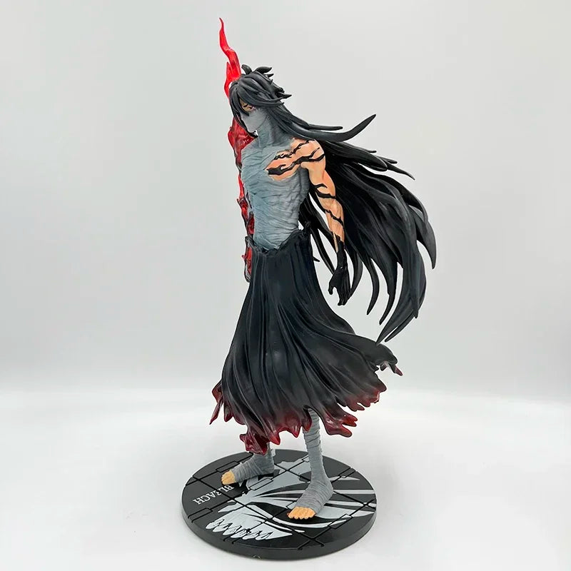 33-41cm Figurines BLEACH | Plongez dans l'univers de BLEACH avec ces figurines Collector impressionnantes représentant Ichigo Kurosaki dans ses transformations ultimes. Cette figurine détaillée capture l’intensité et la puissance du personnage