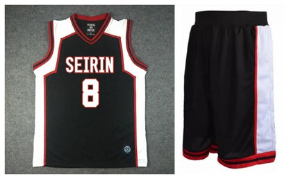 Ensemble Maillot et Short Kuroko no Basket Seirin | Uniforme de basket Seirin inspiré de l'équipe du duo iconique Kuroko Tetsuya (#11) et Kagami Taiga (#10). Ensemble comprenant un t-shirt et un short. Idéal pour le cosplay ou le sport