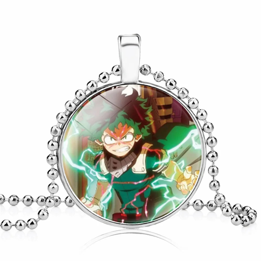 Collier My Hero Academia avec un pendentif rond stylé, inspiré de des personnages de My Hero Academia. Accessoire idéal pour compléter un look ou offrir en cadeau