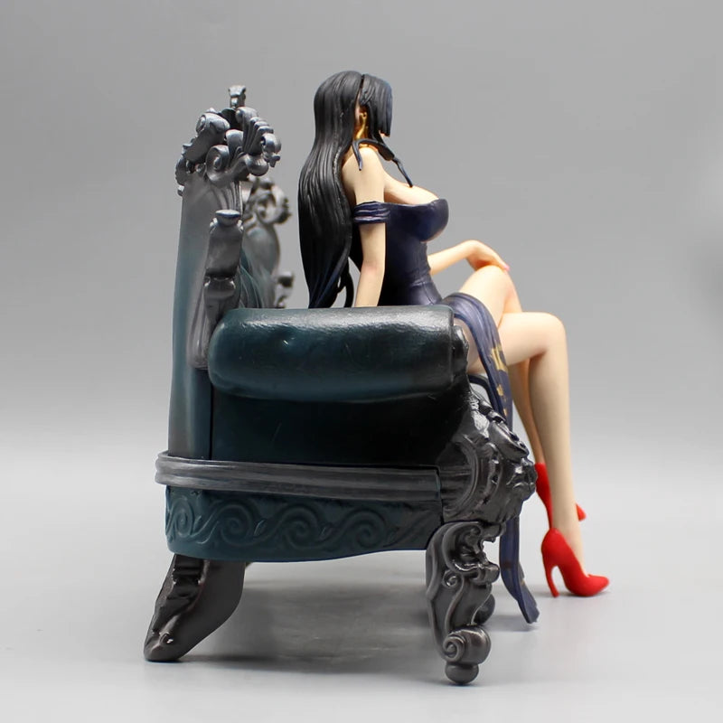 Figurine One Piece | Figurine détaillée de Nico Robin et Boa Hancock de la série One Piece, version Suit Thug. Modèle GK de collection, parfait pour les fans d’anime. Idéale comme décoration ou cadeau d'anniversaire pour les amateurs de One Piece