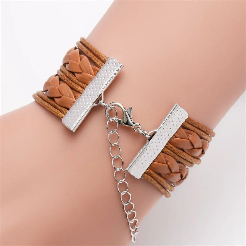 Bracelet Tressé Demon Slayer | Bracelet tressé inspiré de Demon Slayer, représentant les personnages emblématiques de l'anime. Parfait pour les couples et les fans, ce bracelet style Harajuku est un excellent accessoire cosplay ou bijou de tous les jours