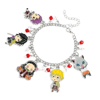 Pulsera de cazador de demonios | Pulsera con dijes y colgantes del personaje Kimetsu no Yaiba. Perfecto para los fans del anime, este elegante accesorio es un fantástico regalo. Ideal para completar un outfit con un toque anime 