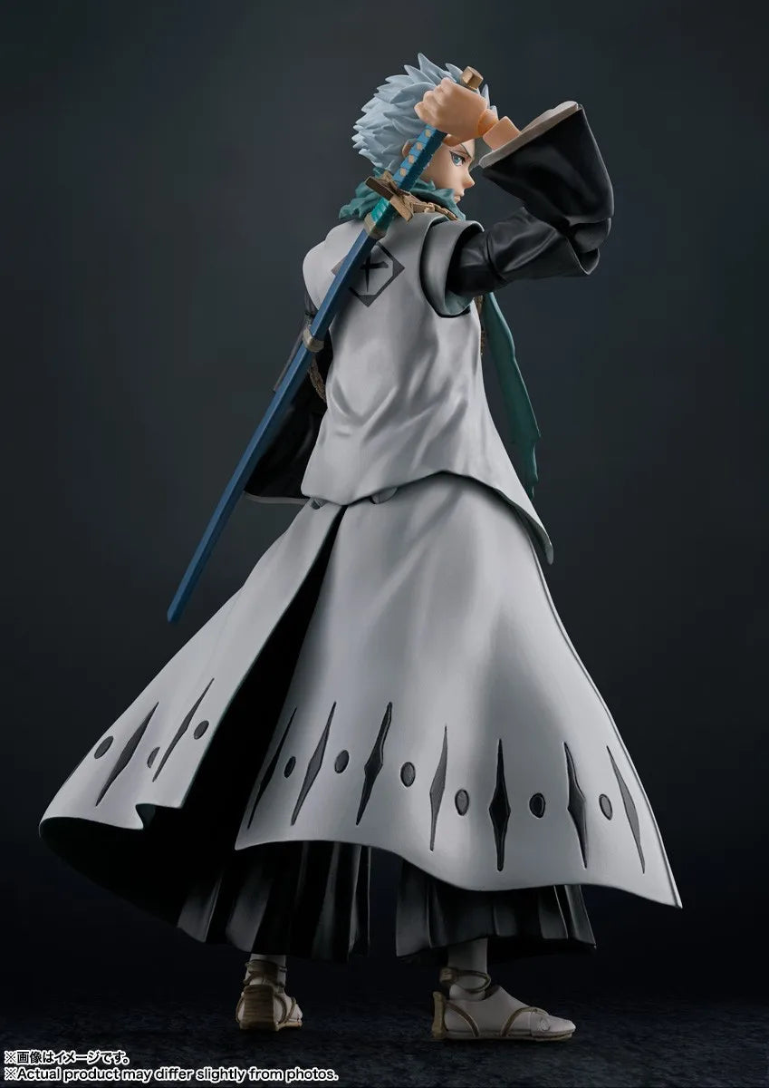 Figura BANDAI de edición limitada Original SHFiguarts Bleach Thousand-Year Blood War | Echa un vistazo a la figura de acción de Toshiro Hitsugaya. Esta figura captura los detalles del Capitán Hitsugaya en su forma definitiva. 