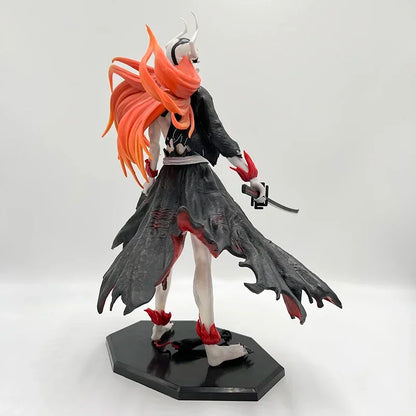 33-41cm Figurines BLEACH | Plongez dans l'univers de BLEACH avec ces figurines Collector impressionnantes représentant Ichigo Kurosaki dans ses transformations ultimes. Cette figurine détaillée capture l’intensité et la puissance du personnage