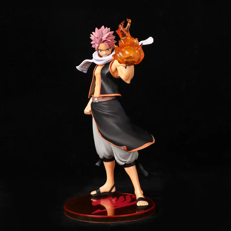 19cm Figurine BANDAI Fairy Tail | Figurine BANDAI originale de Natsu Dragnir en mode combat. Modèle très détaillé, parfait comme cadeau pour les collectionneurs et les fans d'anime