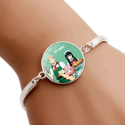 Pulsera ESPÍA×FAMILIAR | Pulsera de aleación inspirada en los personajes de Anya, Yor y Crepúsculo. La pulsera es ideal para los fans del anime, perfecta como accesorio de cosplay o como regalo. 