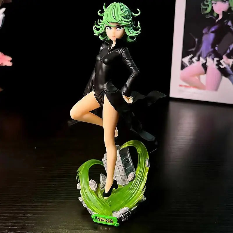 22cm Figurine One Punch Man | Figurine en PVC de Tatsumaki, alias Tornade Tragique, de One Punch Man. Un modèle de collection idéal pour les fans d'anime et un cadeau parfait pour les enfants