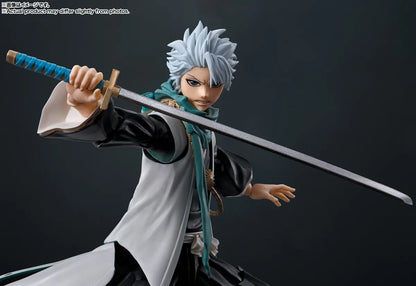 Figura BANDAI de edición limitada Original SHFiguarts Bleach Thousand-Year Blood War | Echa un vistazo a la figura de acción de Toshiro Hitsugaya. Esta figura captura los detalles del Capitán Hitsugaya en su forma definitiva. 