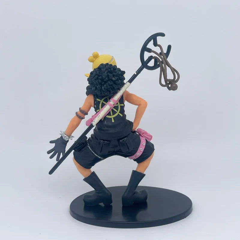 14cm Figurine One Piece | Figurine représentant Usopp de One Piece. Modèle de collection en PVC, idéal pour la décoration de chambre et parfait comme cadeau pour les fans de l’univers One Piece