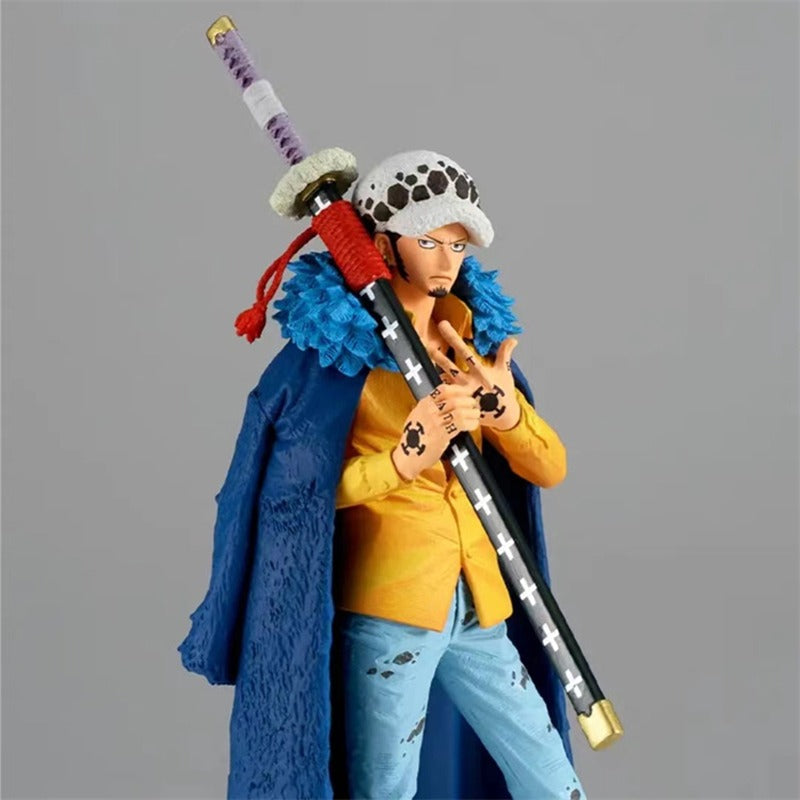 Figura BANDAI One Piece de 23cm | Bandai Banpresto Figura PVC de Trafalgar D. Water Law, Edición Rey del Artista. Perfecto para fans y coleccionistas.