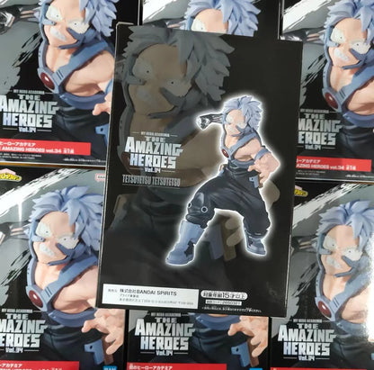 13cm Figurine My Hero Academia | Ajoutez à votre collection cette figurine Bandai originale de Tetsutetsu. Un cadeau parfait pour les collectionneurs et fans de l'anime