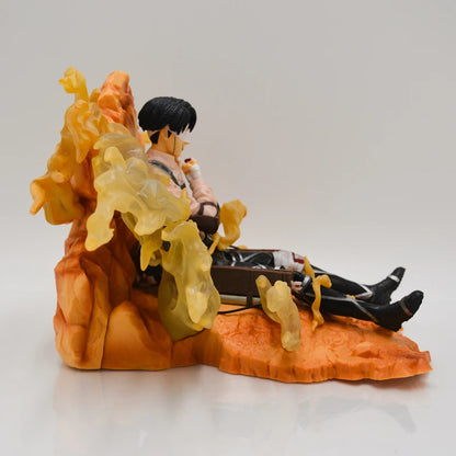 15cm Figurine Attack on Titan | Figurine représentant Levi Ackerman. Ce modèle détaillé est un incontournable pour les fans de l'anime. Parfait pour la collection ou comme cadeau