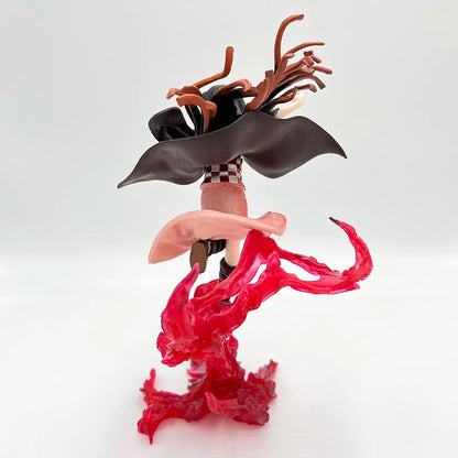 24cm Demon Slayer Figure | Figure representing Tanjiro and Nezuko Kamado using the Demon Blood Art. This figure is ideal for fans and collectors of Kimetsu no Yaiba 