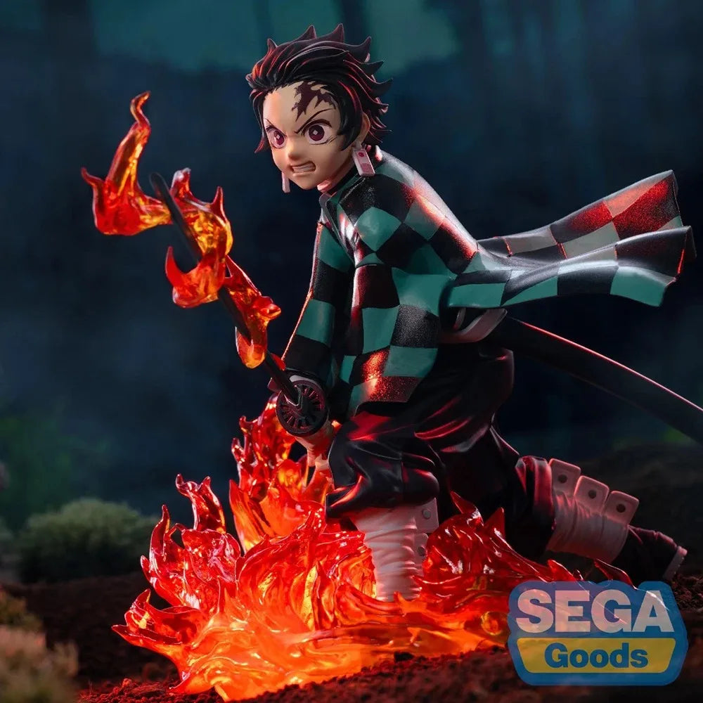 Figurines en PVC des personnages Tanjiro, Nezuko et Genya de Demon Slayer. Idéales pour les collectionneurs et les fans, ces figurines détaillées sont parfaites comme cadeau ou objet de collection