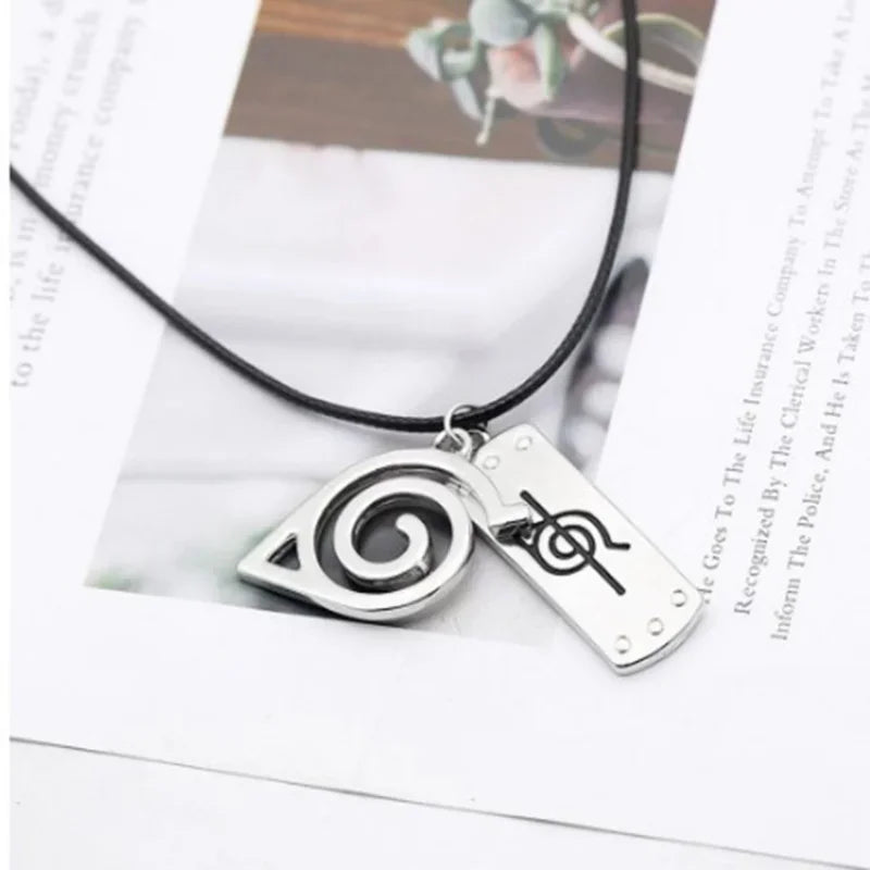 Collier pendentif NARUTO : logo creux en acier inoxydable couleur argent, chaîne longue, accessoire de mode pour hommes et femmes