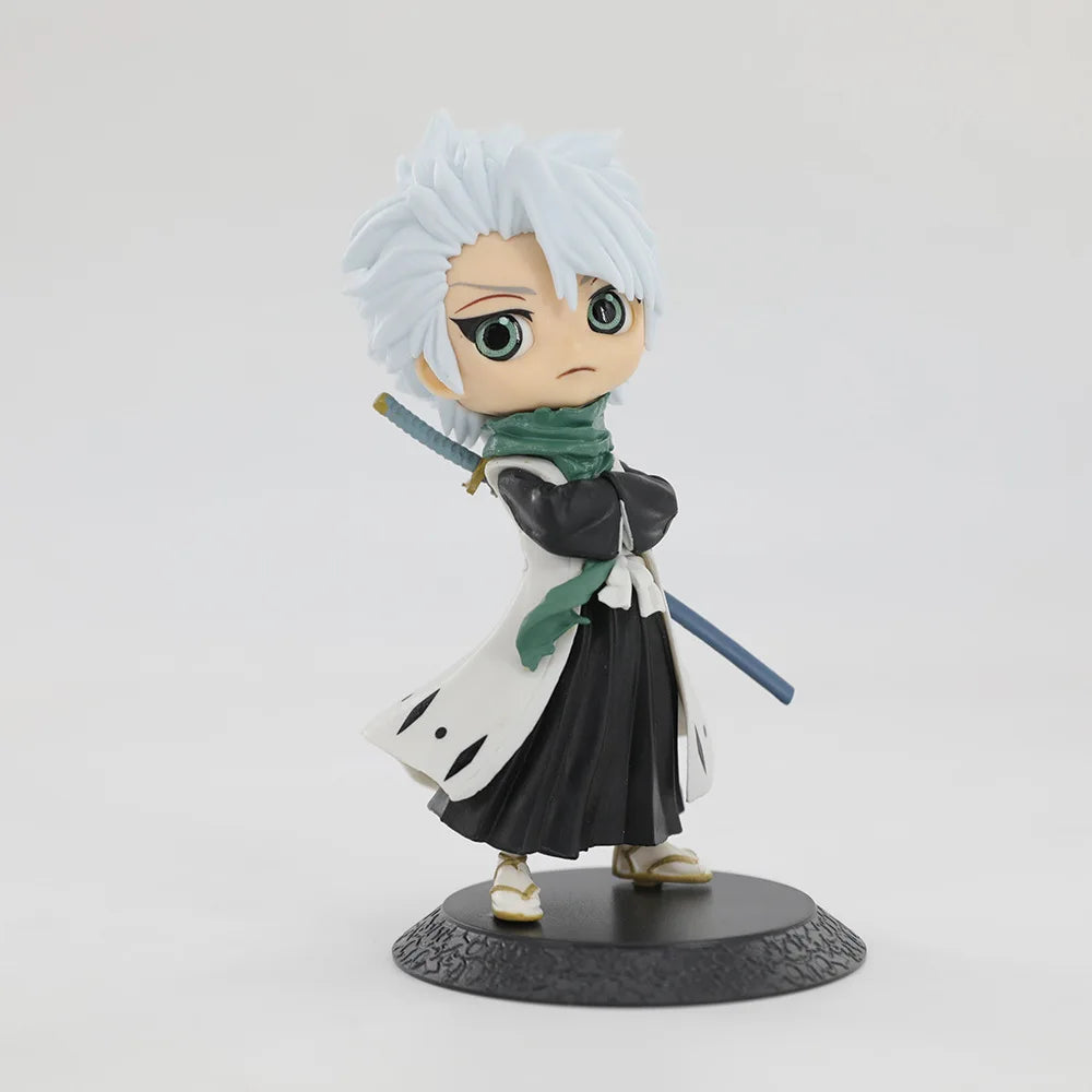 Figura Q de 15cm versión BLEACH | Descubre estas figuras que representan a Ichigo Kurosaki y al Capitán Hitsugaya Toshiro. Ideal para coleccionistas y fanáticos, este modelo detallado es un excelente regalo para niños o entusiastas del anime. 