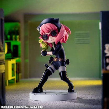 14cm Figurine Originale SEGA Luminasta Spy x Family | Figurine kawaii d'Anya Forger en tenue d'espionne. Ce modèle de SEGA, idéal pour les fans d'anime, est un objet de collection irrésistible