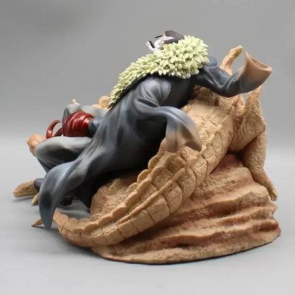 17cm Figurine One Piece | Crocodile dans une posture royale. Un modèle détaillé, capturant la puissance et l'élégance du personnage emblématique. Parfaite pour les collectionneurs et les fans de la série