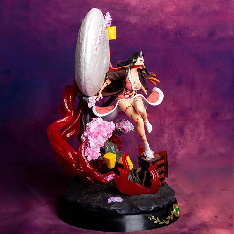 31cm Figurine Demon Slayer | Figurine représentant Kamado Nezuko en version démon. Conçue pour les collectionneurs et les fans de Demon Slayer, cette statue détaillée est parfaite comme pièce de collection