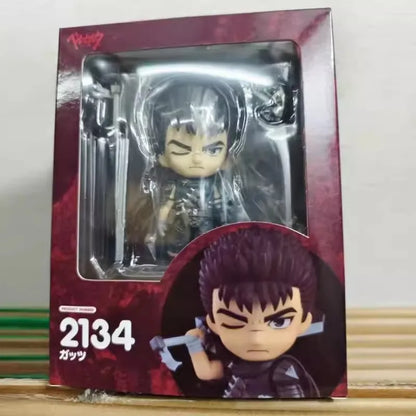 10cm Figurine Q Version de Guts, le Black Swordsman, inspirée de l'anime Berserk. Avec son épée emblématique et une posture dynamique, cette figurine est un modèle parfait pour les collectionneurs et fans de l'univers Berserk