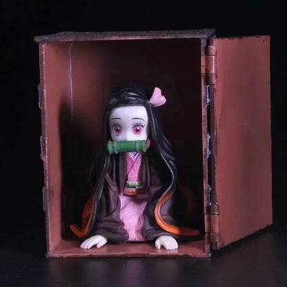 22cm Figurine Demon Slayer | Figurine représentant Kamado Nezuko avec un design unique. Parfaite pour les fans de Demon Slayer, cette pièce de collection est idéale pour la décoration ou comme cadeau