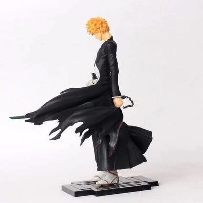 21cm Figurine Bleach | Découvrez cette figurine d'action de Kurosaki Ichigo fabriquée en PVC de haute qualité. Idéale pour décorer une pièce ou enrichir votre collection, cette statue représente le héros de Bleach dans une posture dynamique