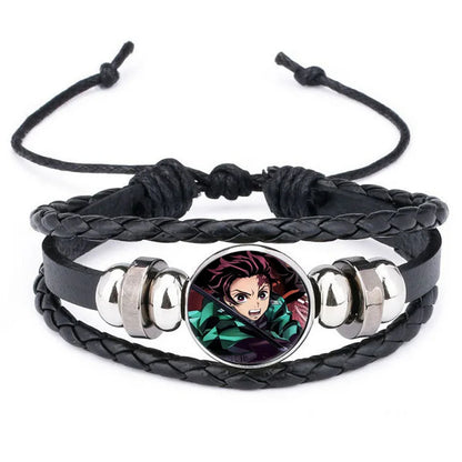 Bracelet Demon Slayer Kawaii | Bracelet mignon inspiré des personnages de Demon Slayer : Tanjirou, Nezuko, Giyuu, Zenitsu et Inosuke. Parfait pour les fans de l’anime, cet accessoire kawaii est idéal comme bijou ou cadeau unique