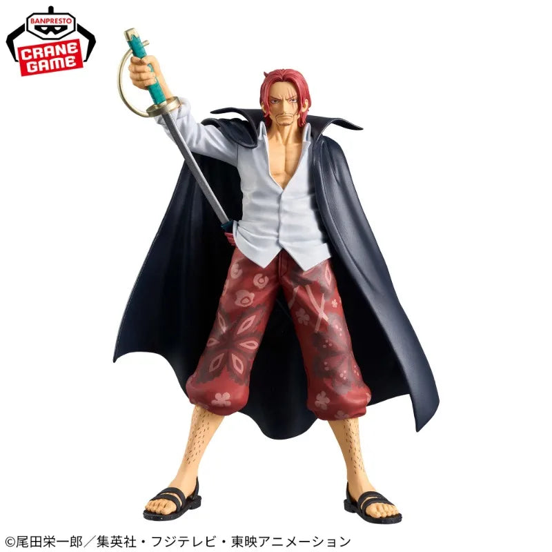 17cm Figurine BANDAI DXF THE Grandline One Piece | Figurine Bandai Banpresto DXF THE Grandline Men représentant Shanks le roux. Modèle en PVC détaillé, parfait pour les collections et les fans de One Piece