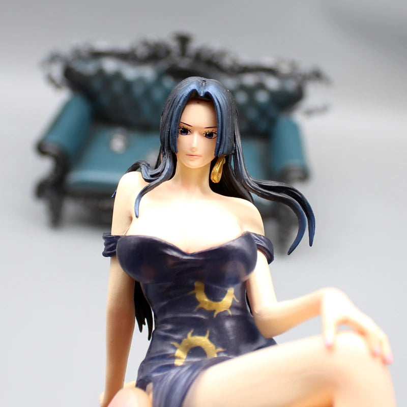 Figurine One Piece | Figurine détaillée de Nico Robin et Boa Hancock de la série One Piece, version Suit Thug. Modèle GK de collection, parfait pour les fans d’anime. Idéale comme décoration ou cadeau d'anniversaire pour les amateurs de One Piece