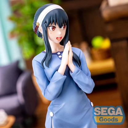 21cm Figurine Spy x Family | Figurine SEGA Luminasta représentant Yor Forger dans sa tenue du deuxième ending de la saison 1 de Spy x Family. Parfaite pour les collectionneurs et fans de l’anime, idéale comme décoration ou comme cadeau