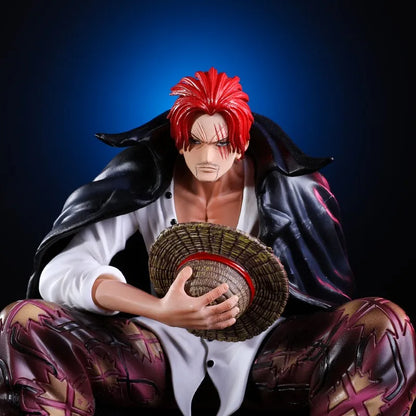 17cm Figurine One Piece | Figurine représentant Shanks le Roux, le célèbre Yonko. Parfaite pour les fans et collectionneurs, cette figurine est idéale pour décorer et enrichir toute collection d’anime