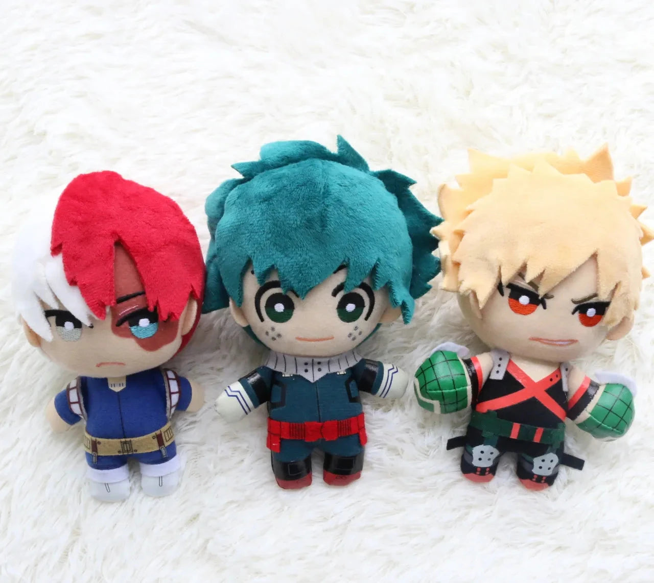 Llavero Mi Héroe Academia ? Llavero de peluche Midoriya, Bakugo y Todoroki. Accesorio kawaii perfecto para cosplay o una colección.