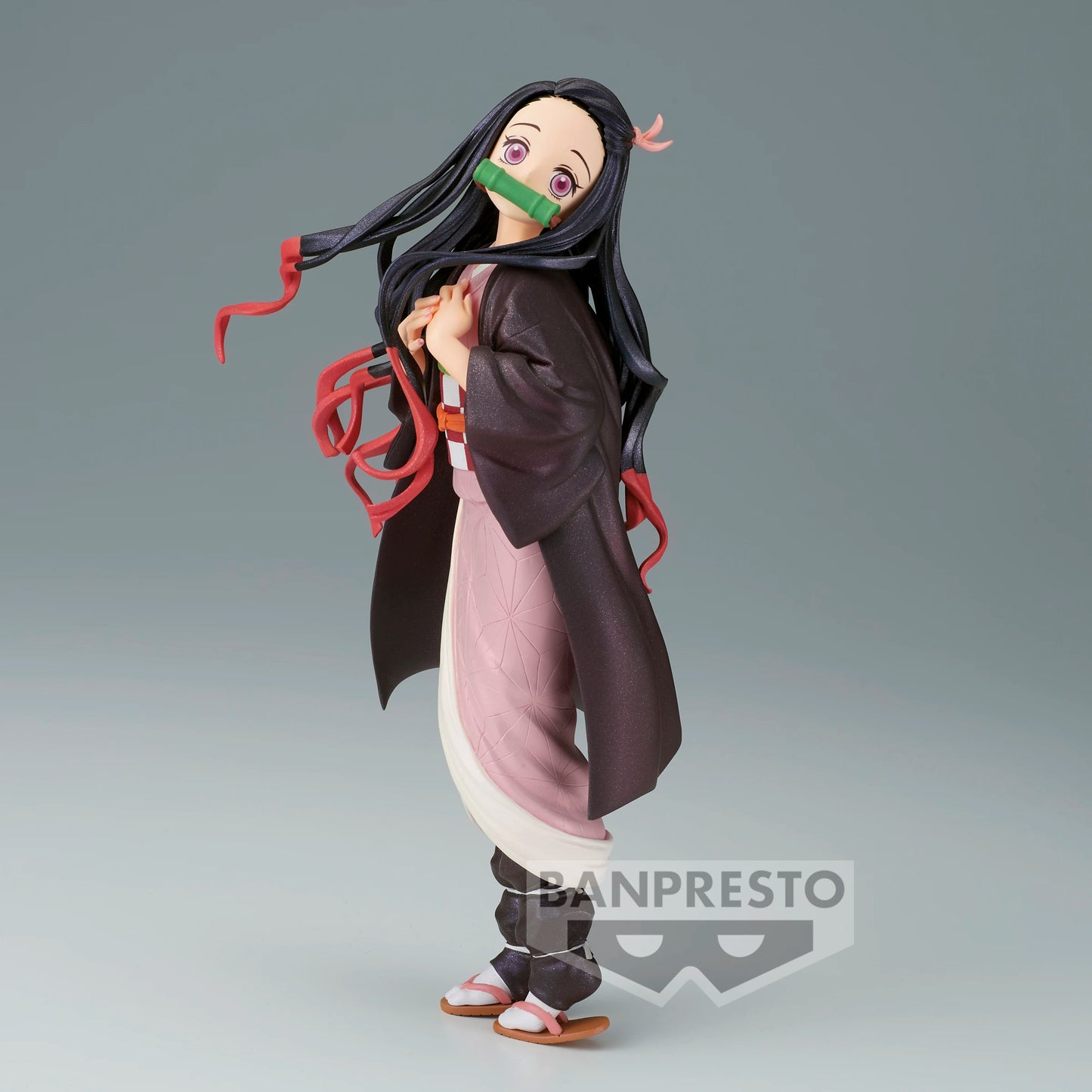 11cm Figurines Banpresto Demon Slayer Shining Charm | Figurines PVC officielles de Demon Slayer représentant Kamado Nezuko et Kanroji Mitsuri. Modèles détaillés, livrés en boîte, parfaits pour les collectionneurs et comme cadeaux